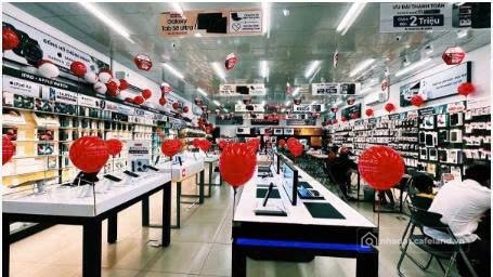 Nhà riêng: Cho thuê nhà mặt phố Nguyễn Văn Cừ - Long Biên, diện tích 200m x 2 tầ