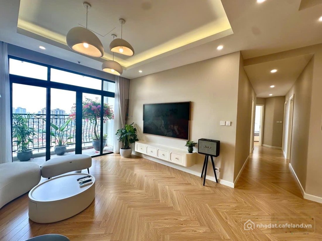 Căn hộ chung cư: Cho thuê lâu dài căn hộ 3PN chung cư EndLess Skyline Westlake H