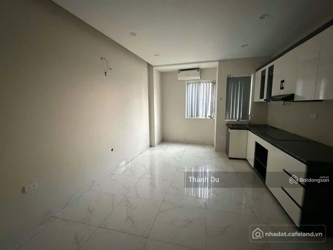 Nhà riêng: Cho thuê mặt bằng văn phòng Cổ Linh Long Biên, DT 80m2/sàn-6 tầng có