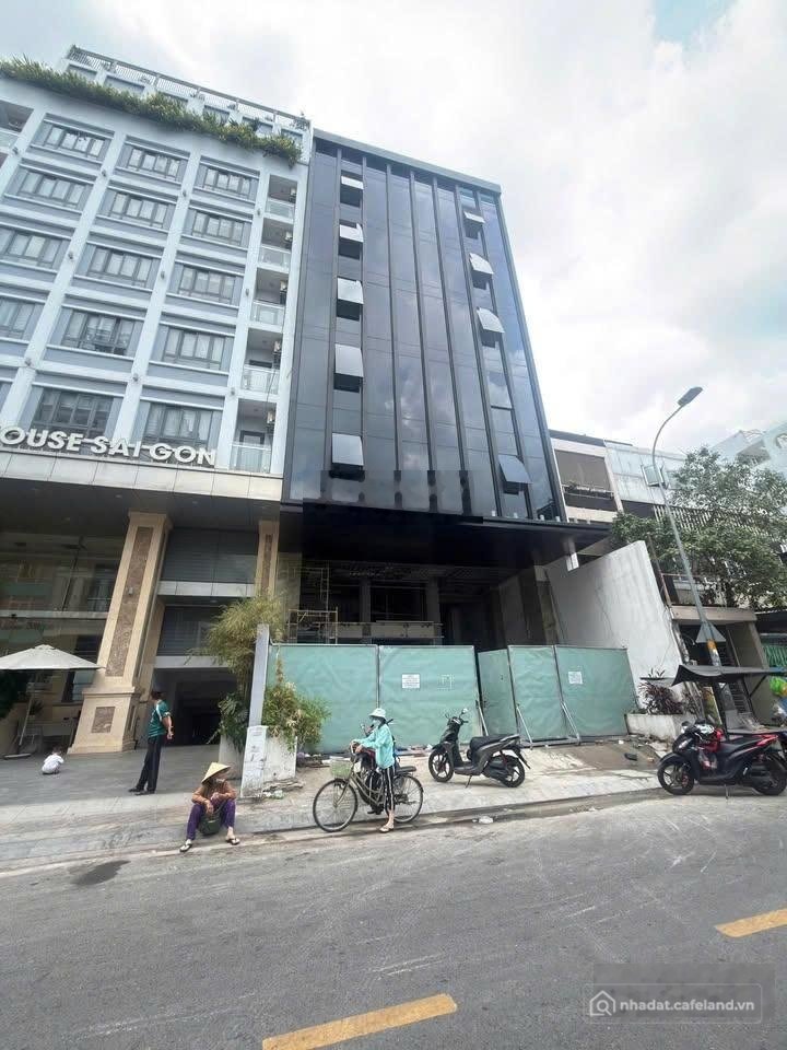 Nhà riêng: Gần ngay cầu ông lãnh 181-183 cô giang, q1 | 10x20m | 2 hầm + 10 tầng