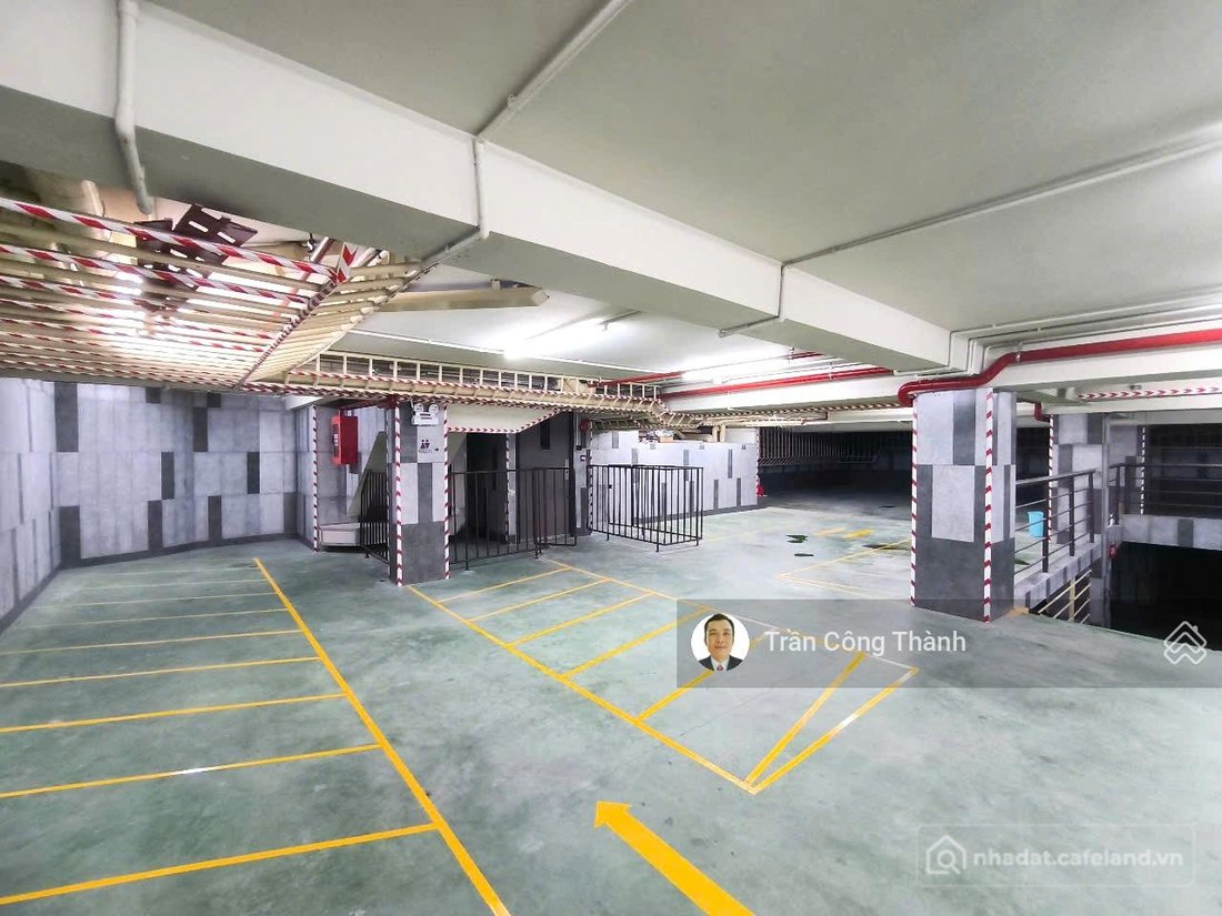 Văn phòng: Văn phòng 22m2, giá 5,6 triệu/tháng | full nội thất | miễn phí (điện,