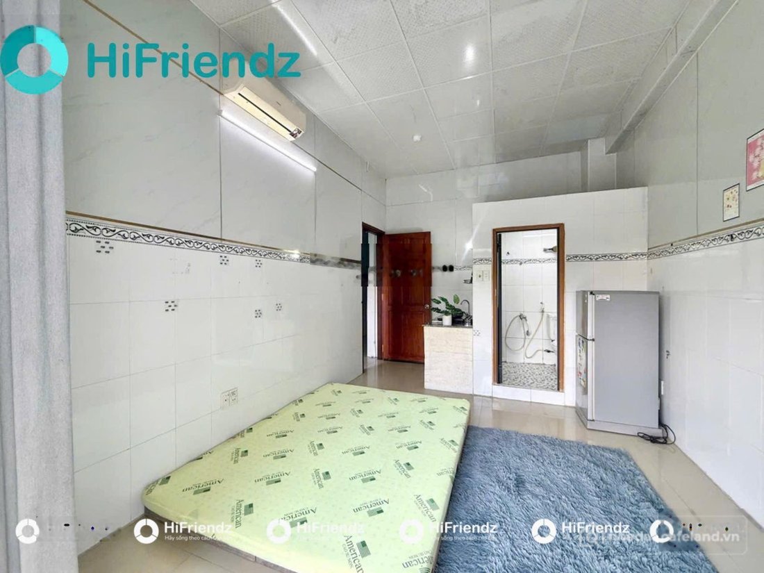 Phòng trọ: Gần CĐ Quốc Tế TPHCM 750m - Bến Xe Miền Tây 900m - đang trống sẵn, xe
