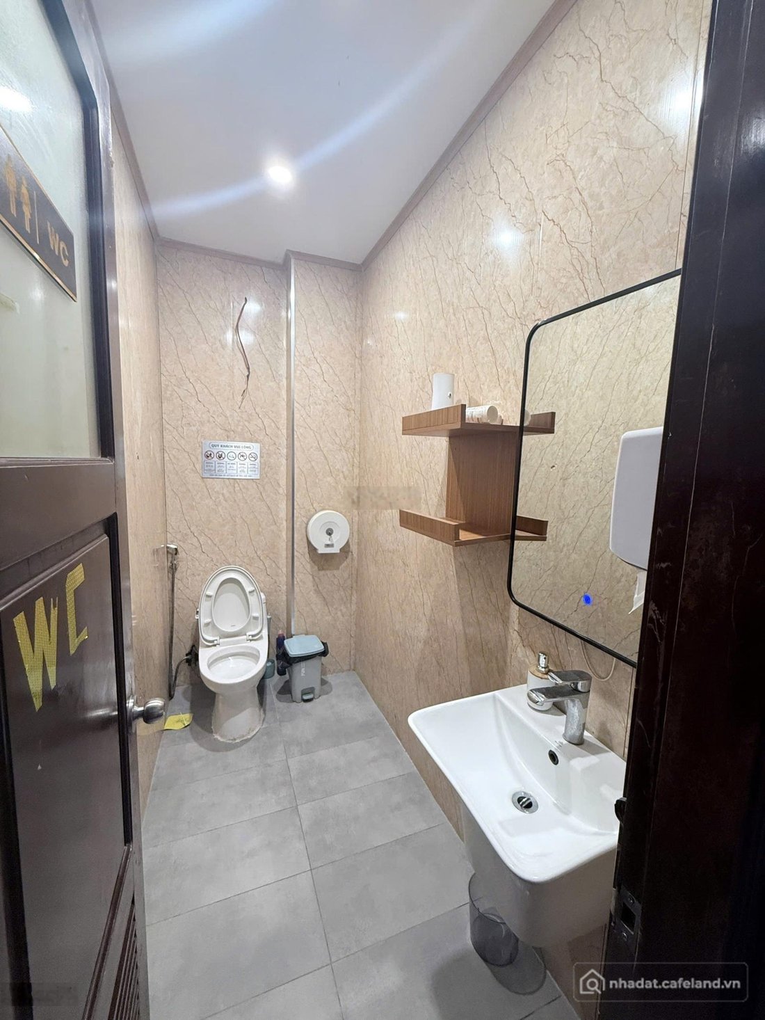 Mặt bằng: Sang nhượng quán bar vị trí đẹp Linh Lang Vị trí đẹp, khu vực đông khá