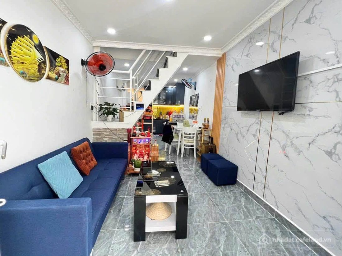Nhà riêng: Cho thuê nhà nguyên căn Quận 7, full nội thất, giá cực sốc