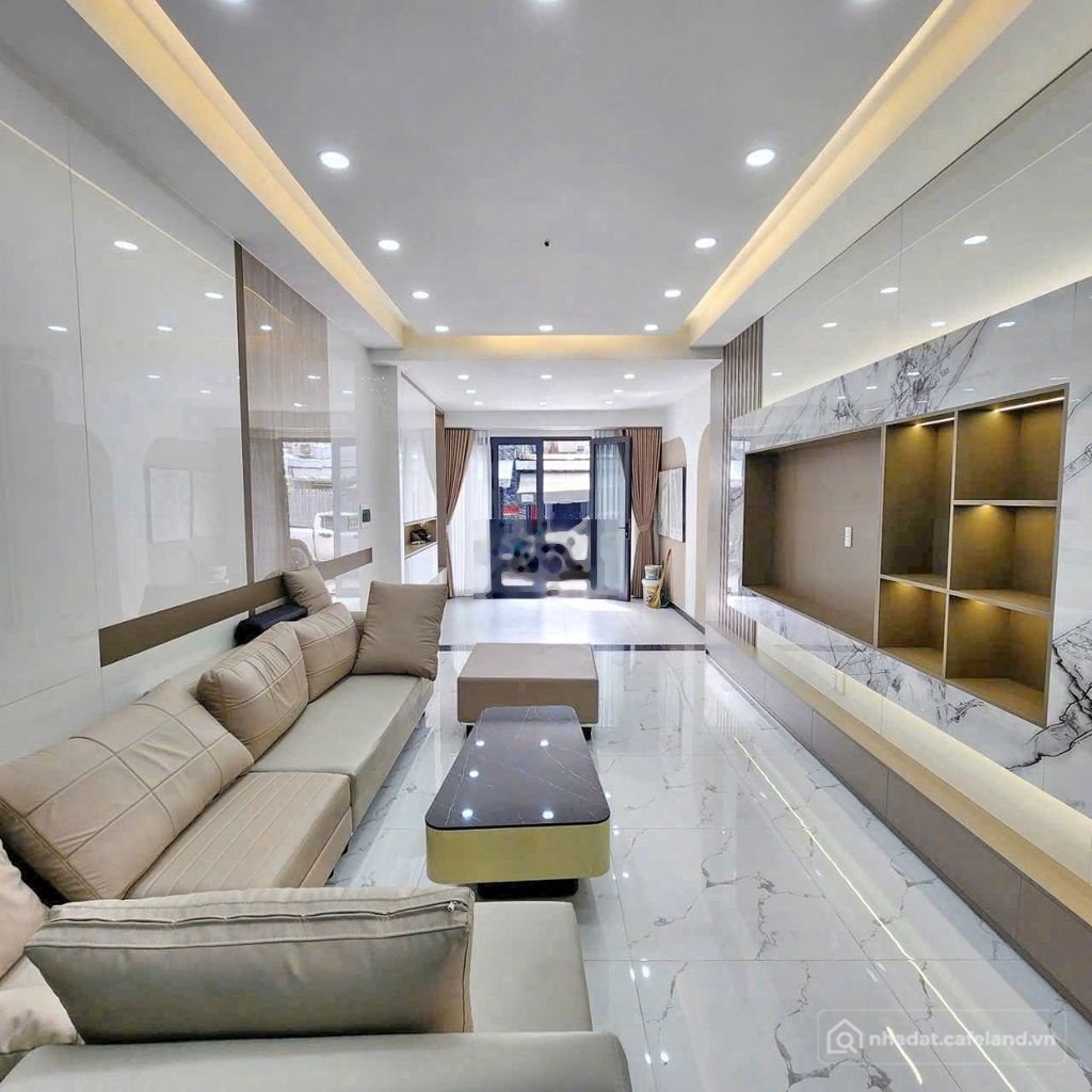 Nhà riêng: Cho thuê nhà phố 3 tầng kdc Nam Long Phú Thuận q7