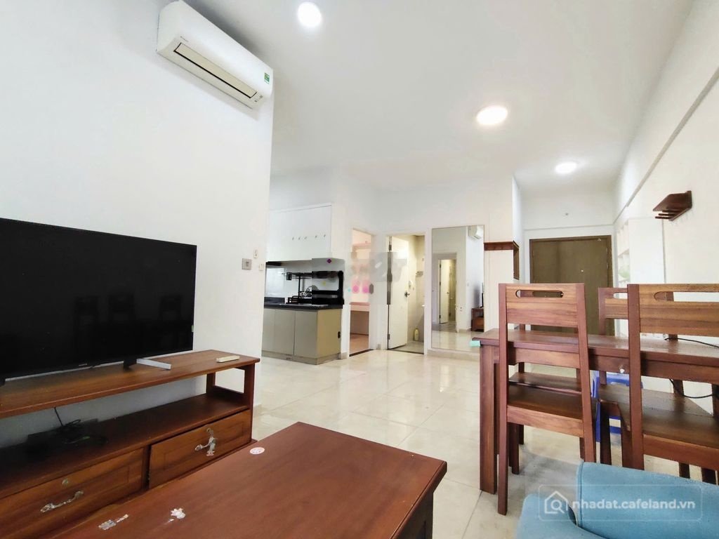 Căn hộ chung cư: Cho thuê căn 2PN, căn góc 74m2, full đồ, 11 triệu