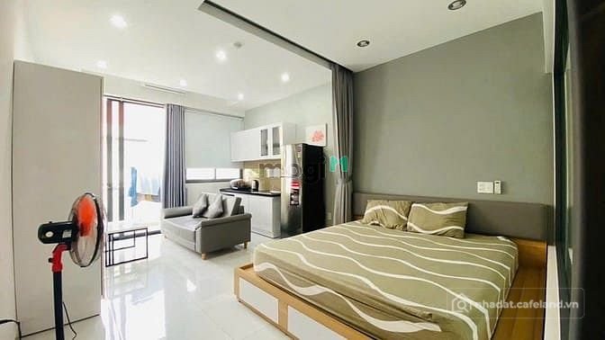 Nhà hàng - Khách sạn: Cho THUÊ căn hộ dịch vụ FULL nội thất cao cấp, có thang má