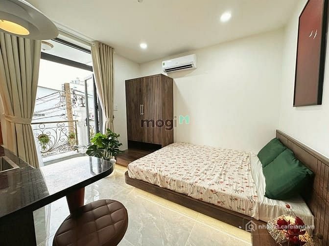 Nhà hàng - Khách sạn: Căn hộ thang máy hầm xe bancol full nội thất ngay Nơ Trang