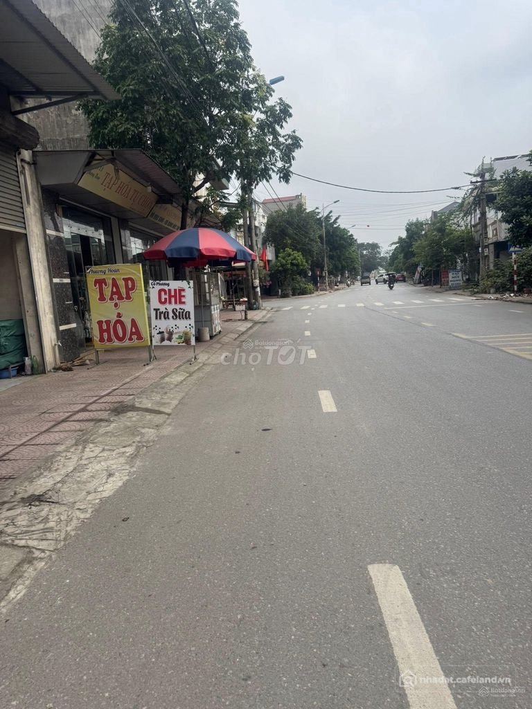 Văn phòng: Mặt bằng 240m² mặt tiền 9m DT305 Tam Hồng – Kho hàng, Đại lý VLXD