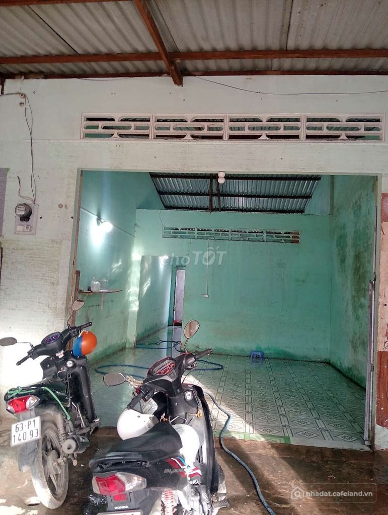 Văn phòng: MẶT BẰNG ĐẸP – NGAY NGÃ TƯ HƯNG LONG, CAI LẬY