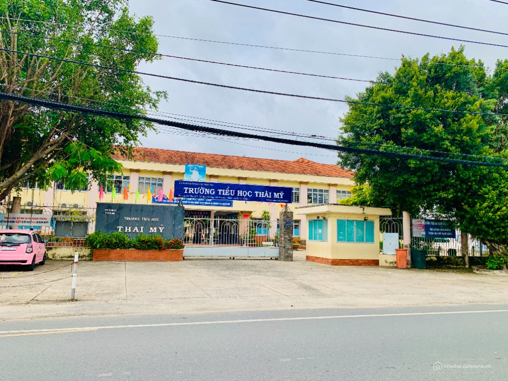 Góc 2 mặt tiền 1000m2 (900m2 TC), nở hậu, đường nhựa, đẹp, cách Tỉnh lộ 7: 200m