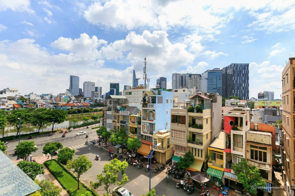 Cho thuê căn hộ studio quận 4 giá sock : 12,5 triệu / tháng.