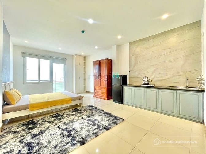 Nhà hàng - Khách sạn: Căn Hộ 40m2 Ban Công Thoáng Gần Đại Học GTVT