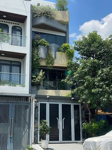 Nhà riêng: Siêu phẩm nhà nguyên căn trệt 2 lầu, 4 phòng, nhà gần công viên