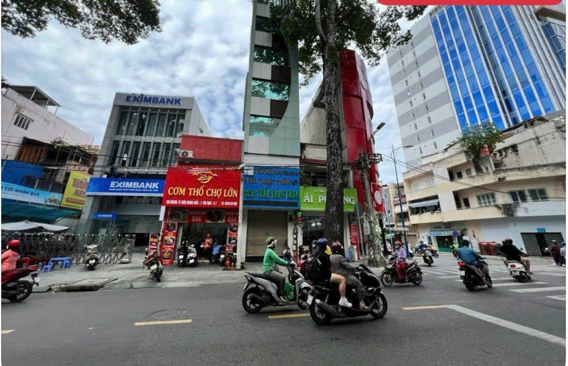 Chuyển nhượng nhà mặt tiền Trần Quang Khải, phường Tân Định, TP.HCM