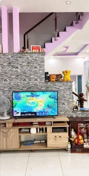 Chuyển nhượng nhà mặt tiền đường 27 Nguyễn Xiển, phường Long Bình, TP.HCM