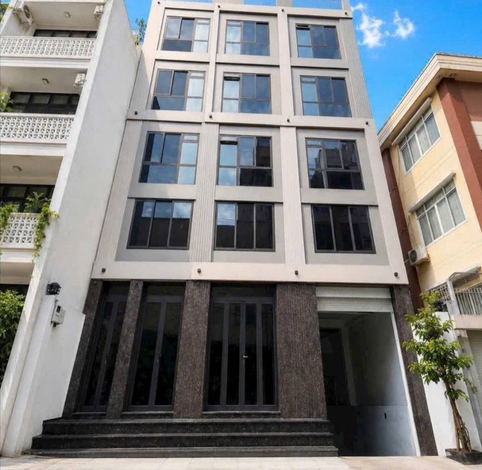 Chuyển nhượng tòa căn hộ dịch vụ Bạch Đằng, phường Bình Thạnh, TP.HCM