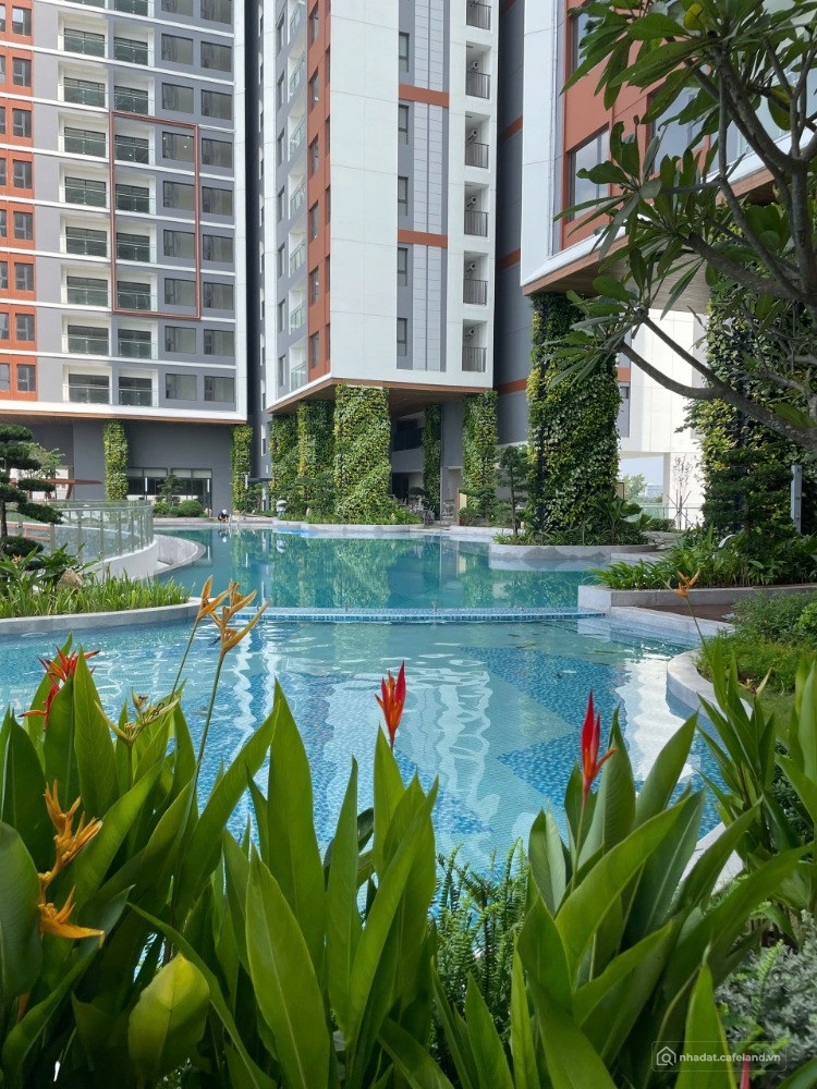 Bán căn góc 3PN 119m2 - View Hồ bơi - Giá 8.830 Tỷ