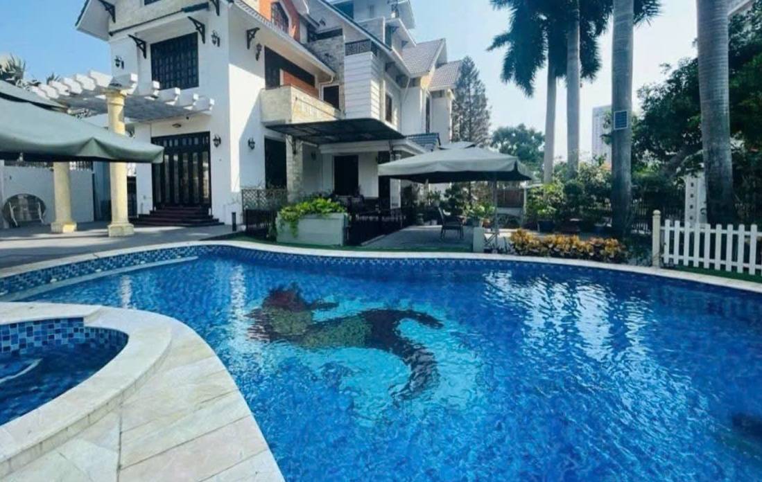 Bán biệt thự Nguyễn Văn Hưởng, Thảo Điền