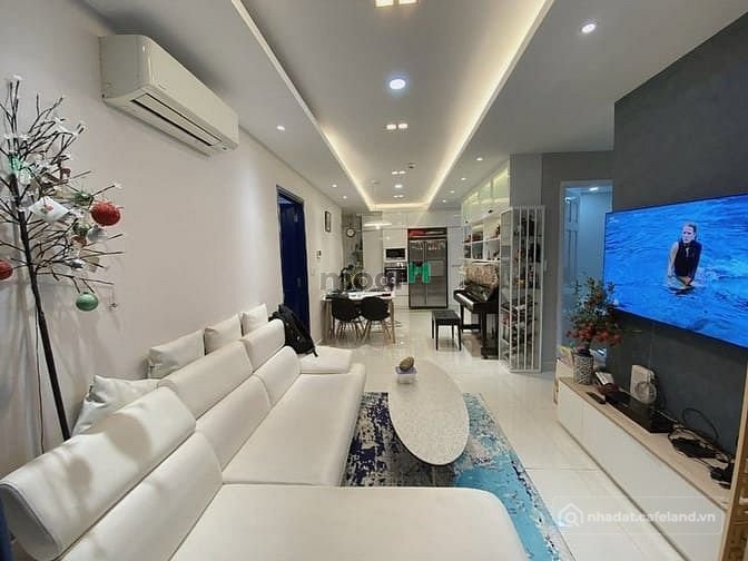 Căn hộ chung cư: Căn Hộ Sky Center Phổ Quang 98m2 3 Phòng Ngủ - Nội Thất Cao Cấp