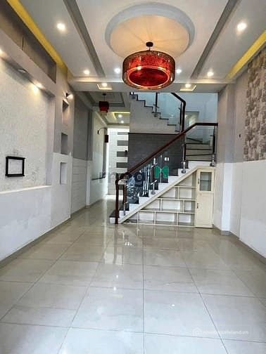 Nhà riêng: Nhà riêng 1 sẹt Huỳnh Văn Bánh, 2PN (99.7m2) Sẵn nội thất giá 14 tr/t
