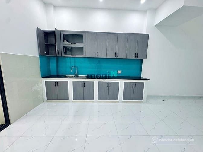 Nhà riêng: Cho thuê nhà mới đường Đặng Thuỳ Trâm gồm 4PN khép kín. Giá 23tr/th