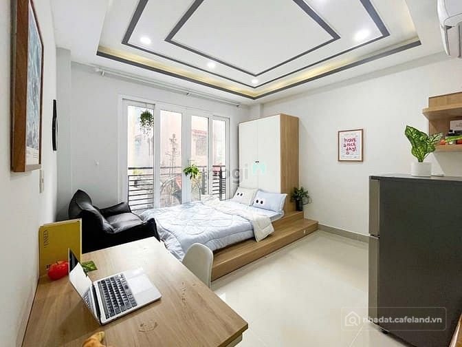 Nhà hàng - Khách sạn: Studio Ban Công , Thang Máy Tại Phan Đăng Lưu , Phú Nhuận