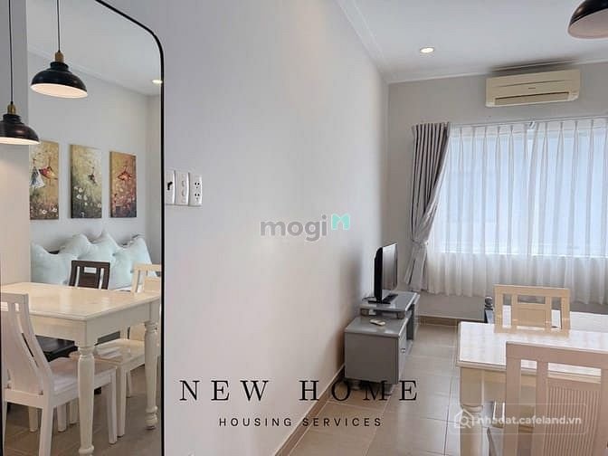 Nhà hàng - Khách sạn: Cho thuê căn hộ tách bếp , cửa sổ tại Võ Văn Toản , Bình T