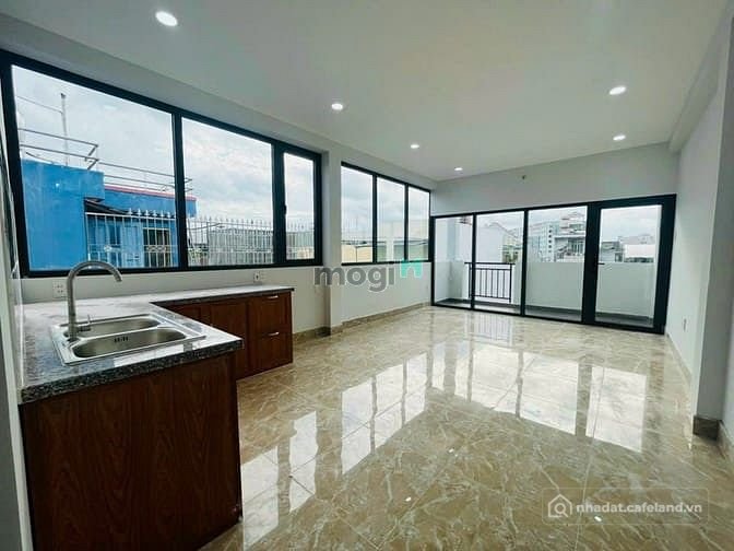 Nhà hàng - Khách sạn: Phòng View Kính Cực Thoáng – Full Tiện Nghi 5TR3 | Tây T