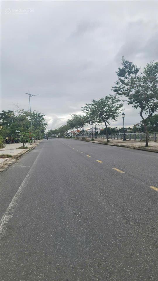 Bán đất mặt tiền view sông đường hùng vương dt khủng 636m2 vị trí đắc địa tại hội an