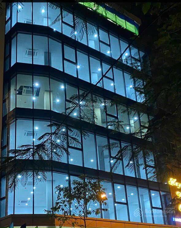 42,9 tỷ ngay mt nguyễn văn trỗi 14,5x19m / cn 225m2 5 tầng + tm / thuê 150 triệu / tháng