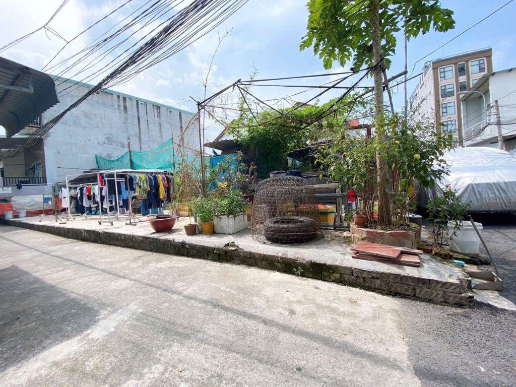 Cần bán gấp Đất Thổ Cư mặt đường 160 phường Tăng Nhơn Phú A Q9…200m2,… giá chỉ 12 tỷ .