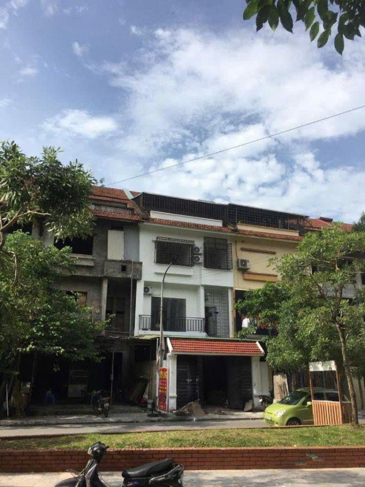 Hiếm! Bán liền kề Bảo Sơn, trục thông Vinsmart hoàn thiện view vườn hoa, giá 23.9 tỷ