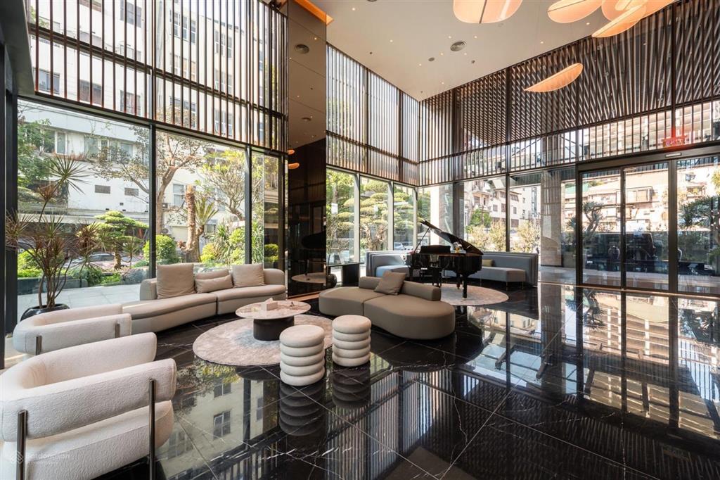 Nhượng căn 234 phòng ngủ và penthouse nguyên bản cđt bàn giao view hồ