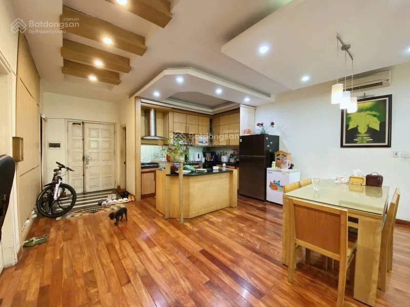 Bán căn 171m2, 3pn, 3wc đẹp khu đô thị trung hoà nhân chính. full nội thất xịn, có slot ô tô