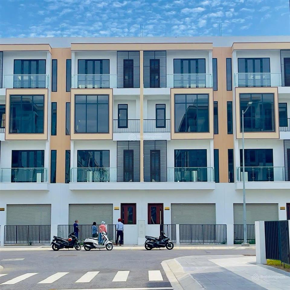 Nhà phố 2 mặt view (120m2 5,450 tỷ). 0961 575 ***