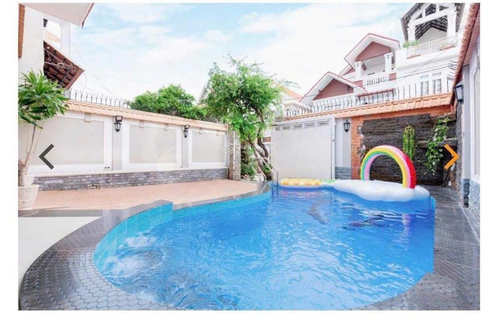 Bán gấp bt ở lạc long quân võ thị sáu 22 tỷ 189m2 chính chủ sổ hồng hoàn công gần công viên, biển