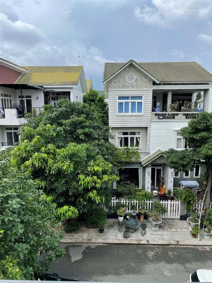 Bán biệt thự đẹp khu compound, sông ông lớn chỉ có 88 căn, giá 39.9 tỷ, 288m², 0903 870 ***