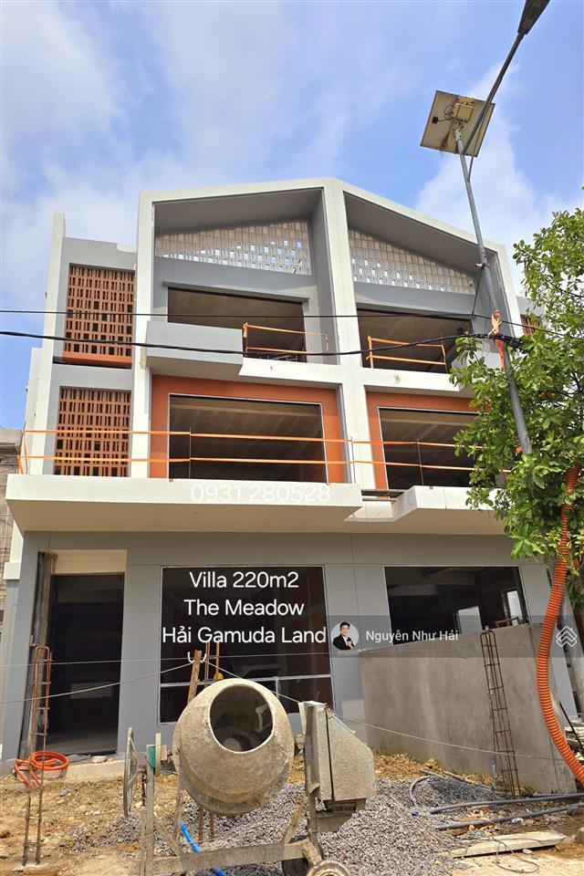 Bán biệt thự trần văn giàu 420m2, ngang 20m dài 21m meadow bình chánh. giá 23 tỷ. giao nhà 2025