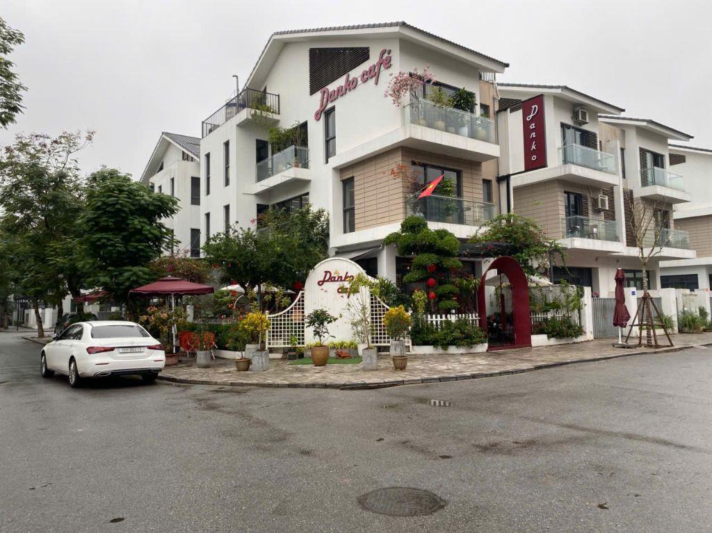 Chính chủ bán gấp biệt thự An Vượng Villa, DT 300m2, lô góc siêu thoáng