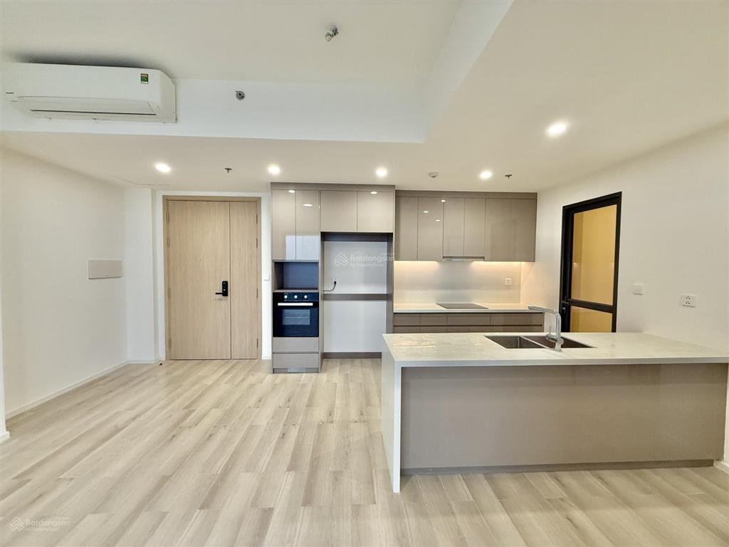 Chính chủ gửi căn 3pn trực diện công viên 36ha view thoáng giá 8,5 tỷ ở masteri vinhomes grand park