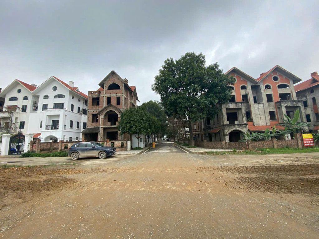 Bán biệt thự E29 Phương Viên - Splendora, DT 279m2, giá siêu rẻ