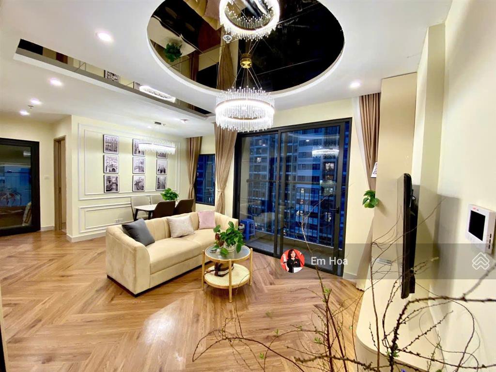 Chính chủ cần bán gấp 2pn+1+1wc tòa s2.08 nội thất hiện đại luxury view thoáng tại vinhomes ocp 1
