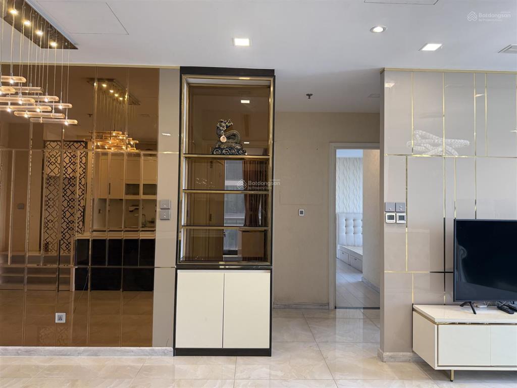 Bán l628.06 3pn 2wc 110m2 tại vinhomes golden river ba son, 26 tỷ vnd toà lux6 full nội thất