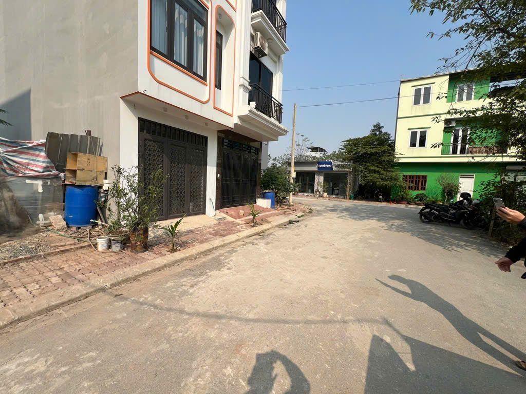 Bán gấp đất dịch vụ Phú Vinh, hoài đức, DT 45m2 cạnh Splendora
