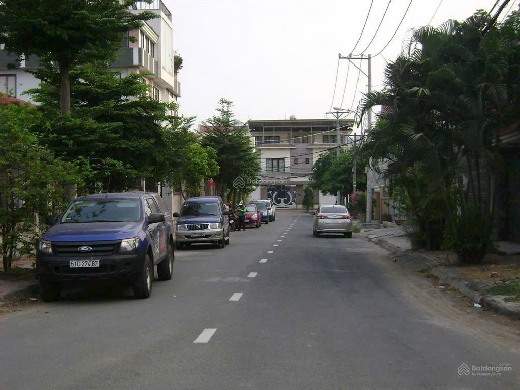 Bán lô đất góc 2 mặt tiền khu biệt thự bao đẹp, đường nhựa + vỉa hè