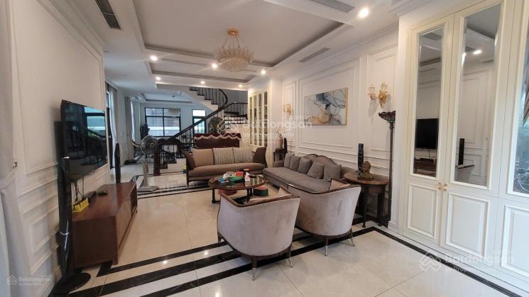 Mới ra biệt thự mỹ đình 2 200m2 40 tỷ 0978 025 ***