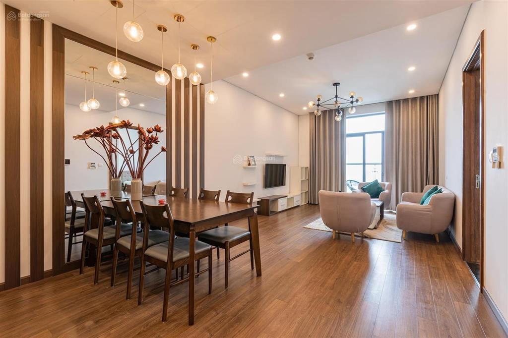 Chính chủ gửi bán căn 2 ngủ 95,8m2 view sông hồng chung cư sun ancora lương yên