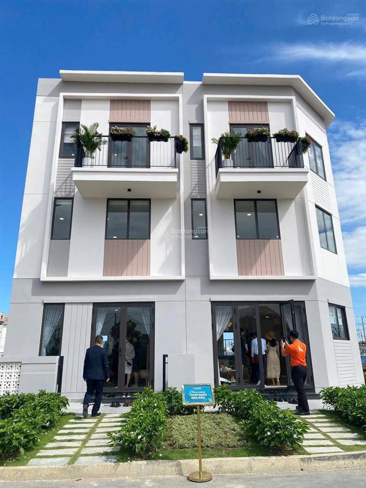 Bán nhà ở xã hội k home new city, 1 trệt 1 lửng 1 lầu, nội thất đầy đủ, phường hòa phú, thủ dầu một