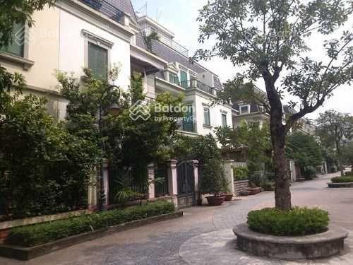 Bán gấp biệt thự 193m2 Sông Đà Mỹ Đình, nội thất cao cấp, giá chỉ 270tr/m2